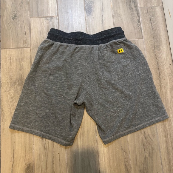 Under Armour Men's Gray Shorts - Picture 2 of 5